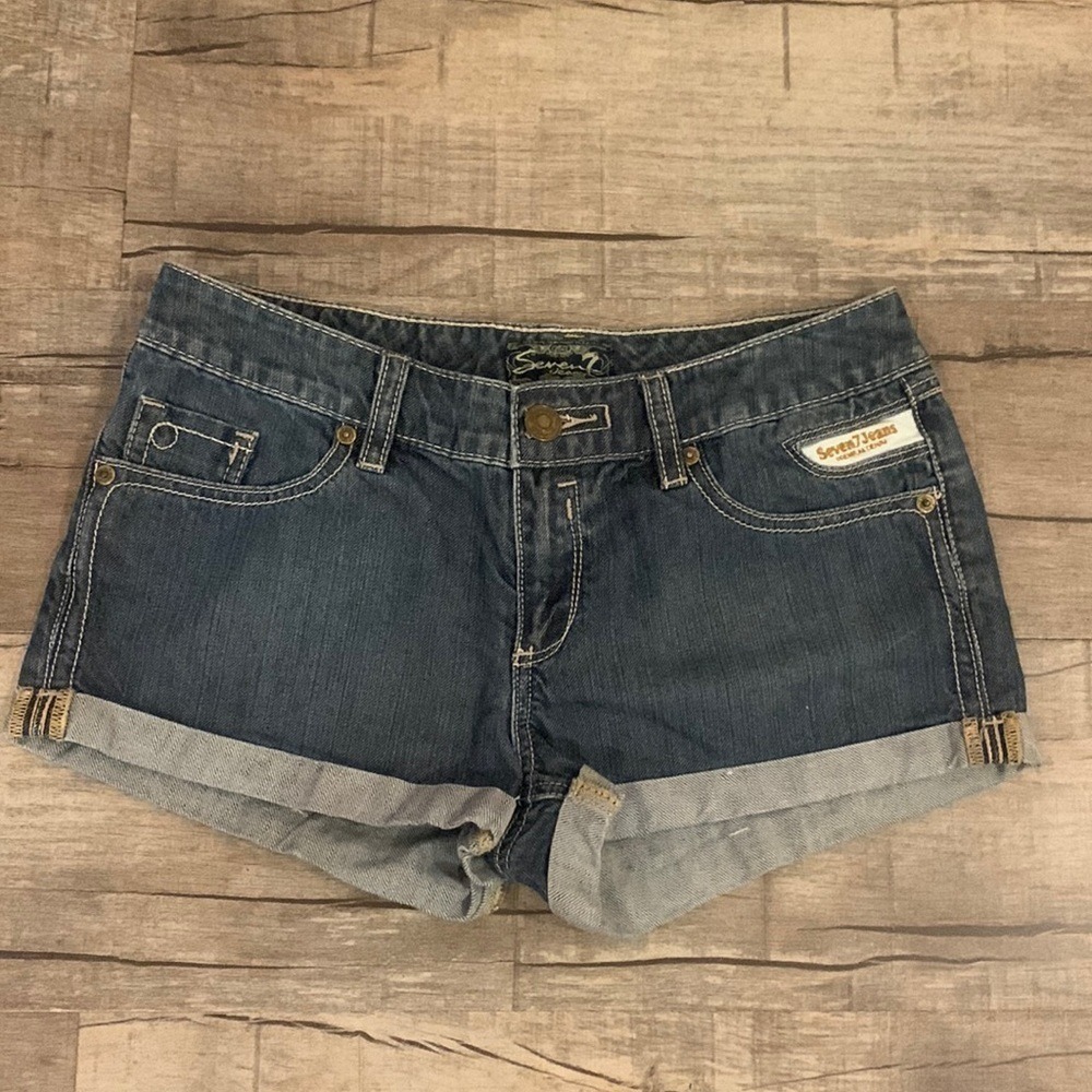 Seven7 Premium Denim Cuffed Jean Shorts Dark Wash Embroidered Pockets Size 30